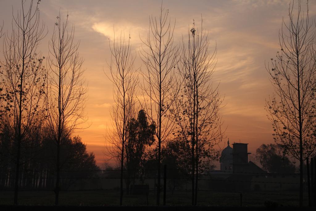 Farmers Villa Amritsar Exterior photo
